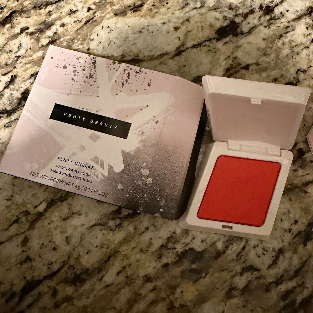Fenty Beauty Fenty Cheeks Suede Powder Blush Lolly Poppy 03 4g Full Size